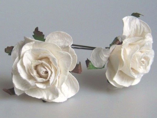 Ivory white curly roses x 2