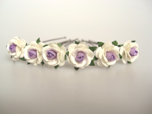 two-tone  lavender centre small roses 1.5cm