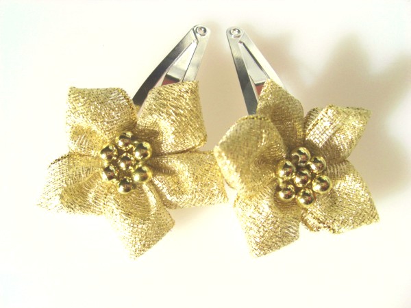 Gold flower hair clip
